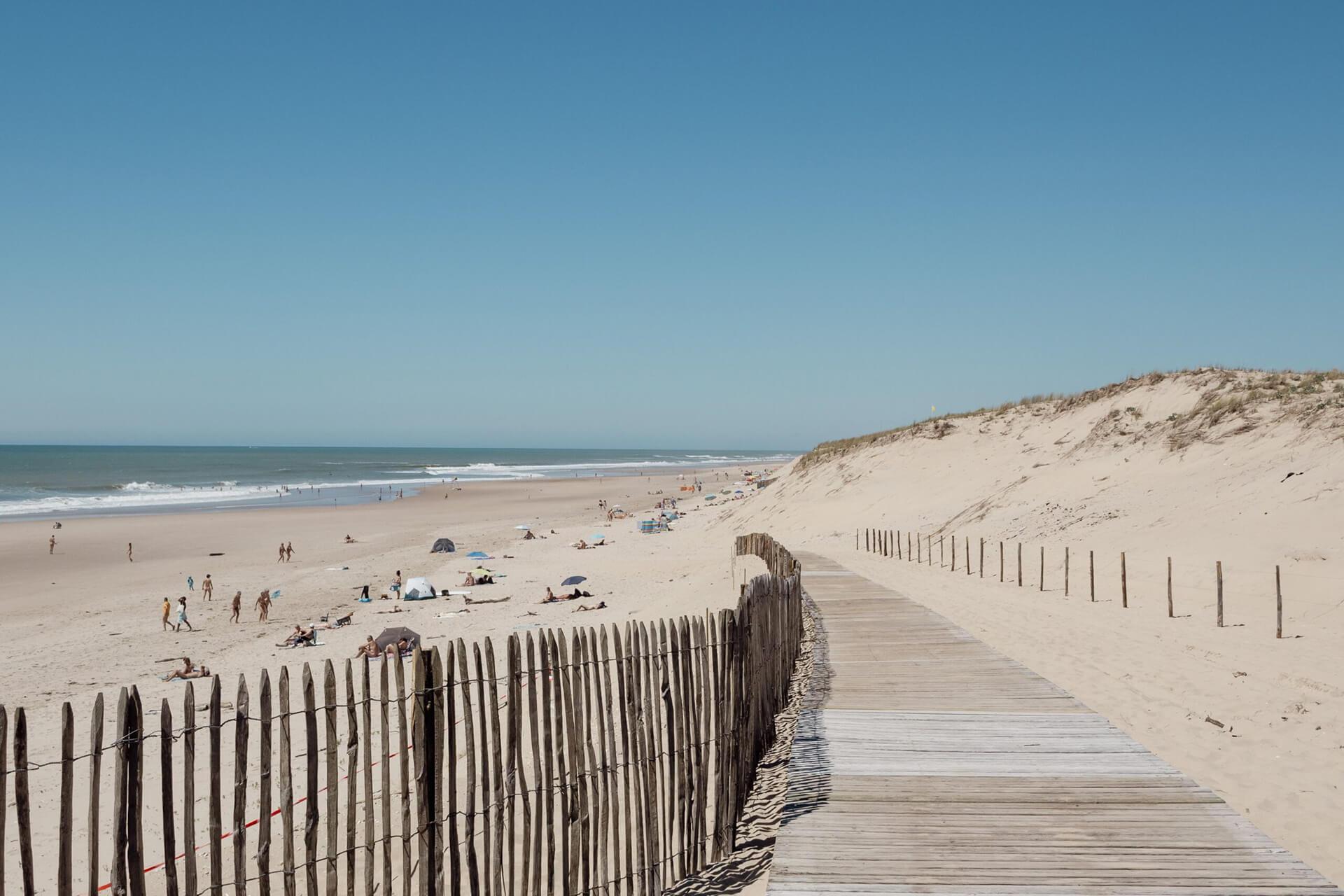 Entrée plage Montalivet (Gironde)